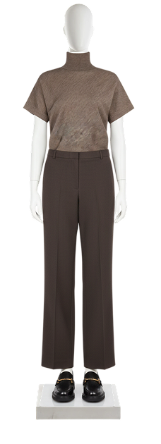 Total look on a mannequin